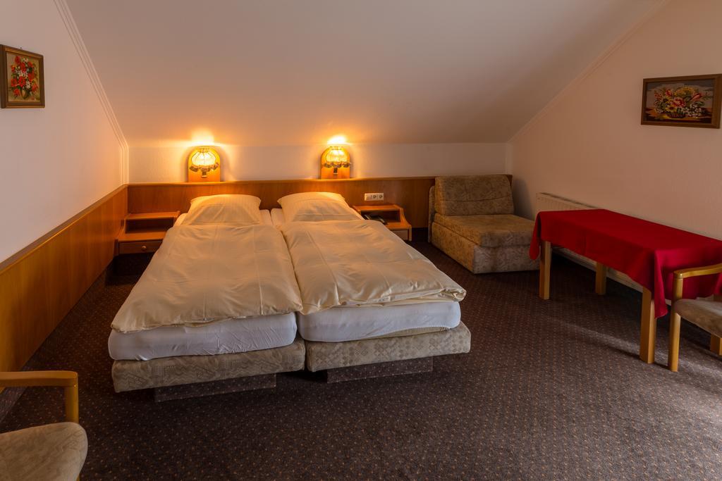 Sohren Hotel Restaurant Berghof מראה חיצוני תמונה